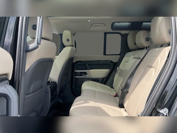 Used Land Rover Defender 2022 for sale - 79476318: Photo
