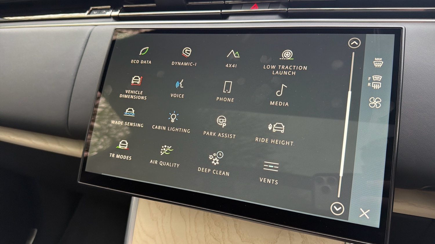 Used Land Rover Range Rover 2025 for sale - 78199371: Photo 31