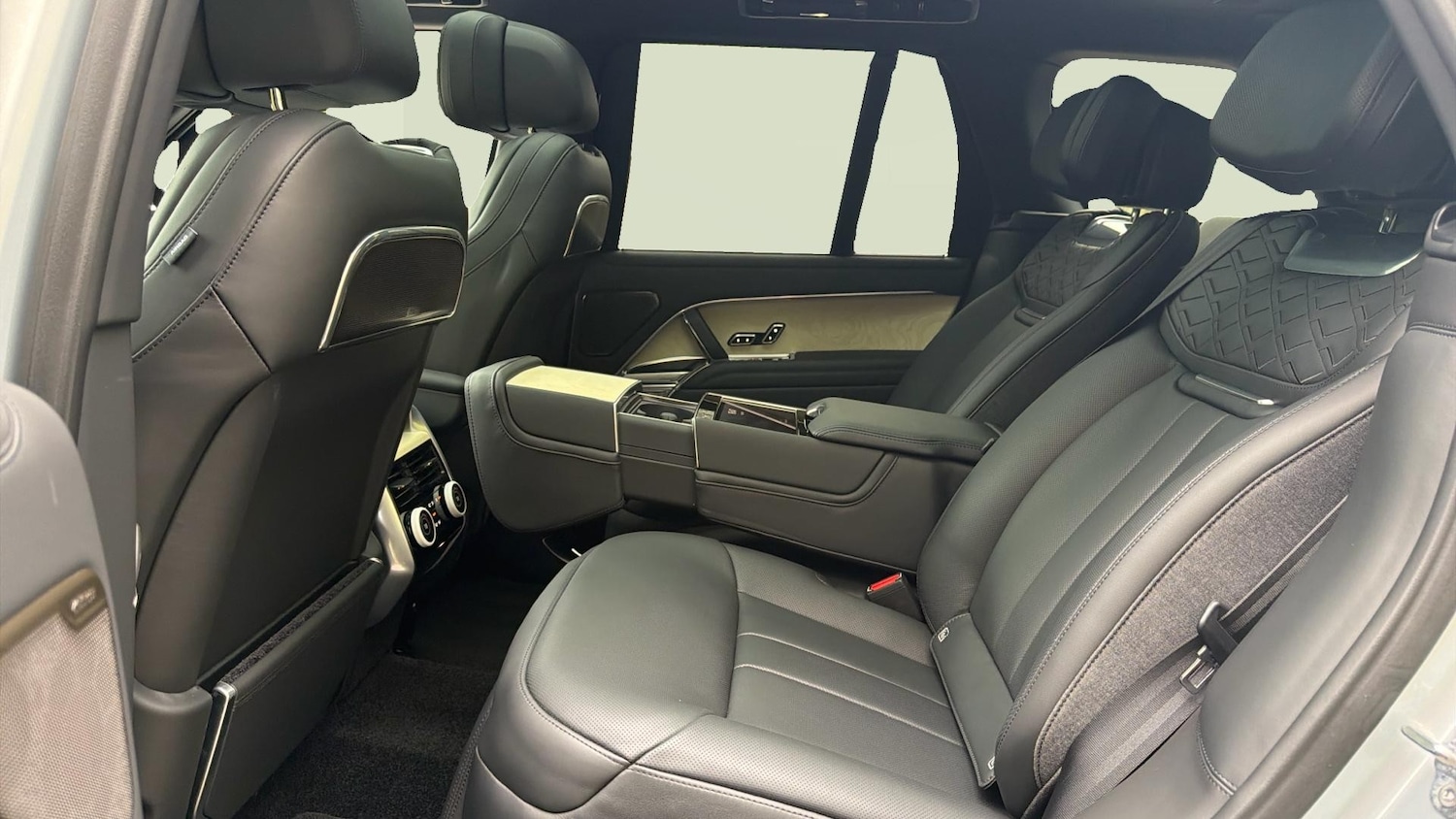 Used Land Rover Range Rover 2025 for sale - 78199371: Photo 4