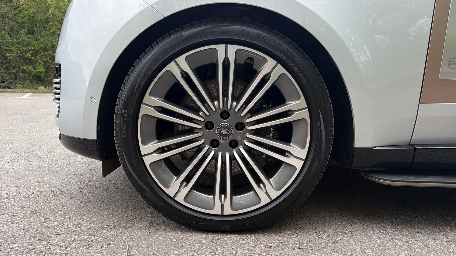 Used Land Rover Range Rover 2025 for sale - 78199371: Photo 8