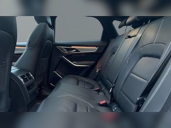 Used Jaguar F-Pace 2023 for sale - 77617737: Photo