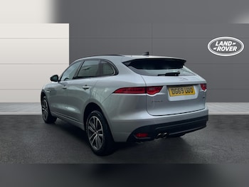 Used Jaguar F-Pace 2019 for sale - 76614676: Photo