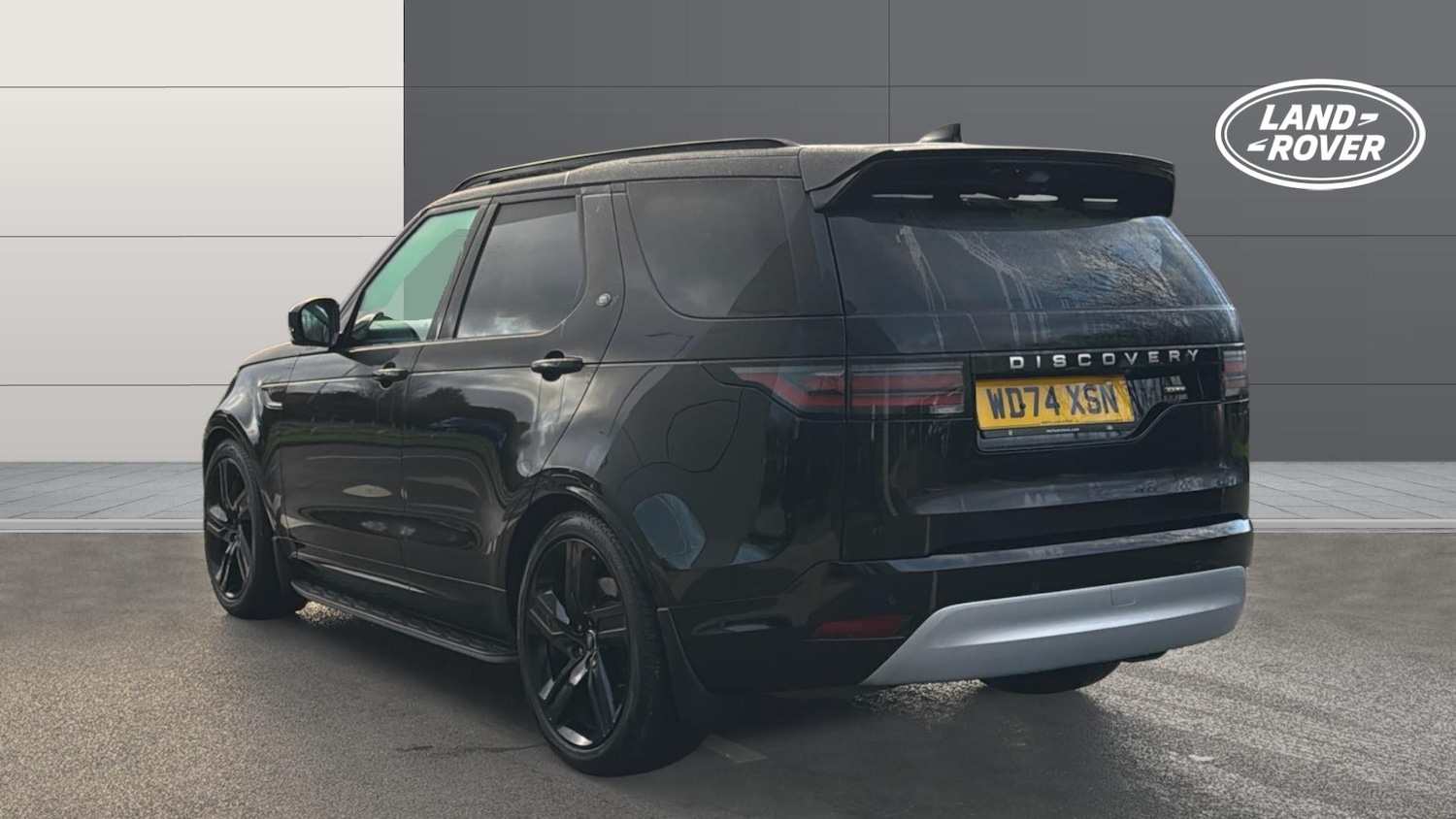 Used Land Rover Discovery 2025 for sale - 76777914: Photo 2