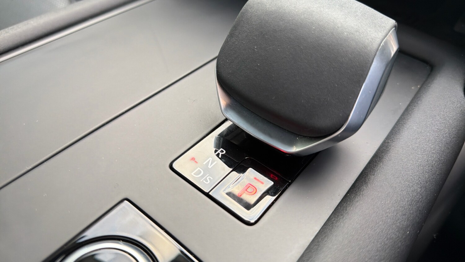 Used Land Rover Discovery 2025 for sale - 76777914: Photo 35