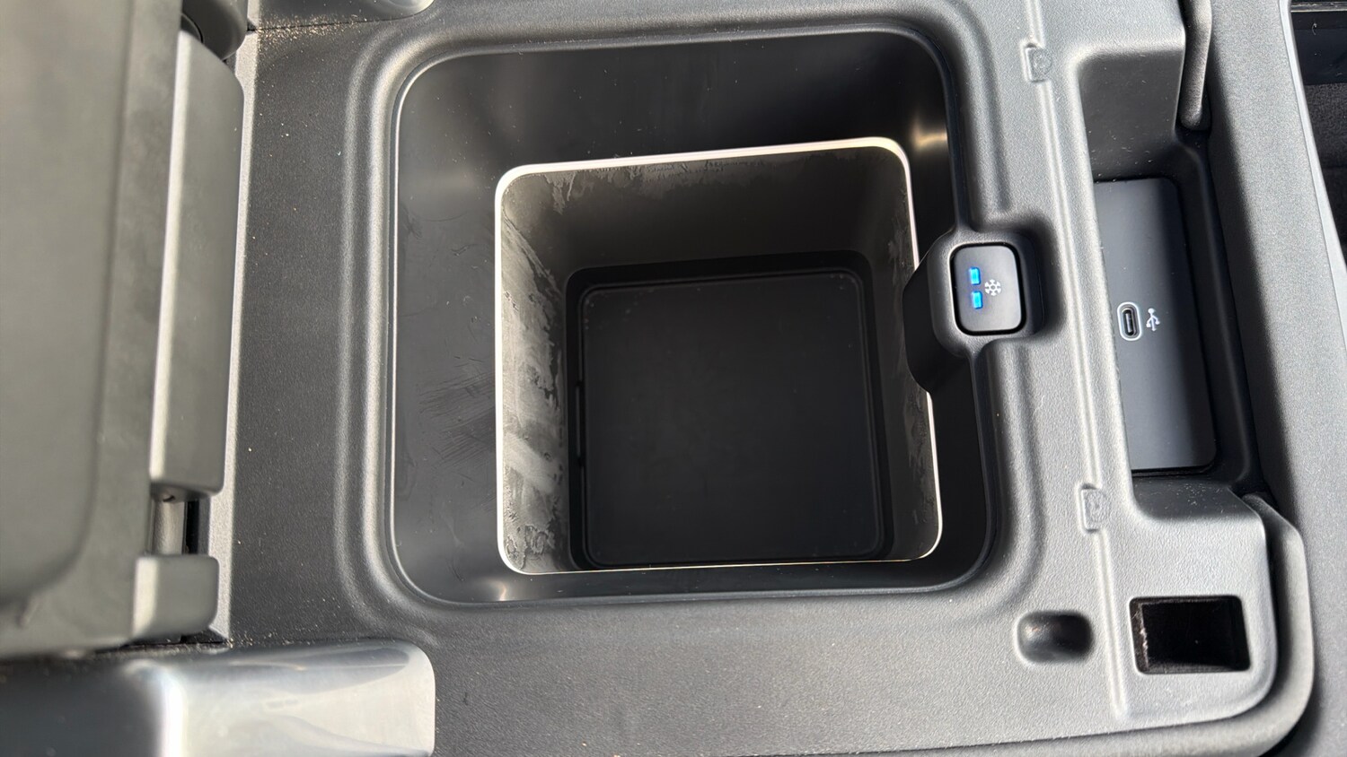 Used Land Rover Discovery 2025 for sale - 76777914: Photo 38