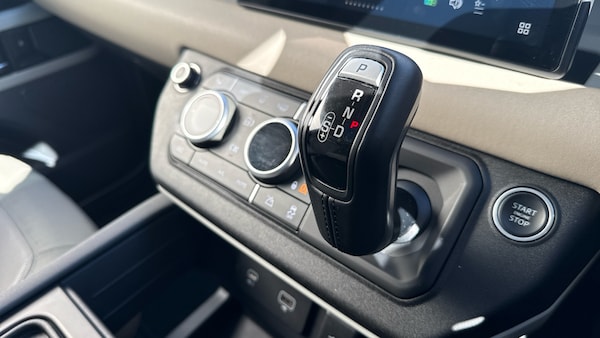 Used Land Rover Defender 2020 for sale - 76274376: Photo 13