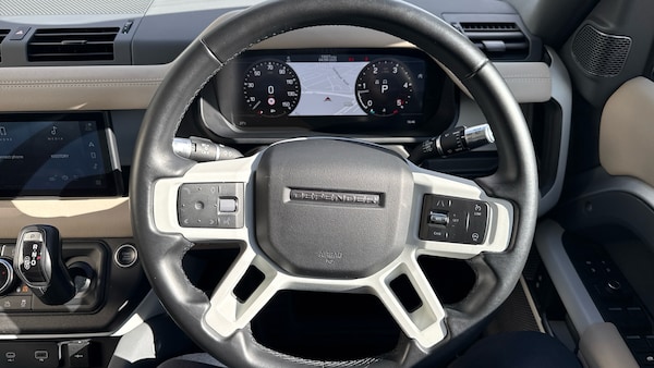 Used Land Rover Defender 2020 for sale - 76274376: Photo 15