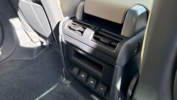 Used Land Rover Defender 2020 for sale - 76274376: Photo 18
