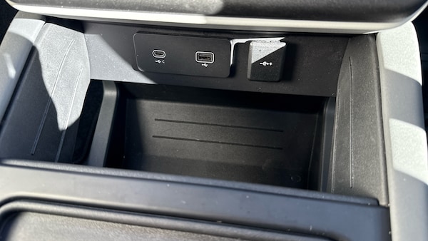Used Land Rover Defender 2020 for sale - 76274376: Photo 27