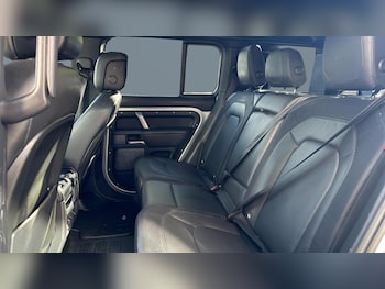 Used Land Rover Defender 2022 for sale - 78484693: Photo
