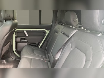 Used Land Rover Defender 2023 for sale - 79194283: Photo