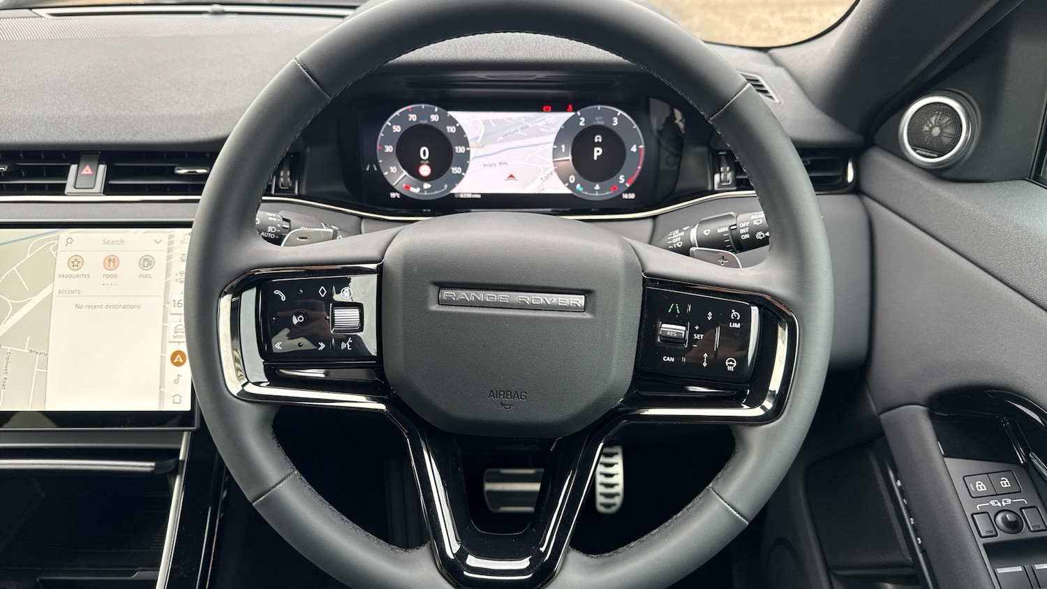 Used Land Rover Range Rover Evoque 2025 for sale - 75931335: Photo 15