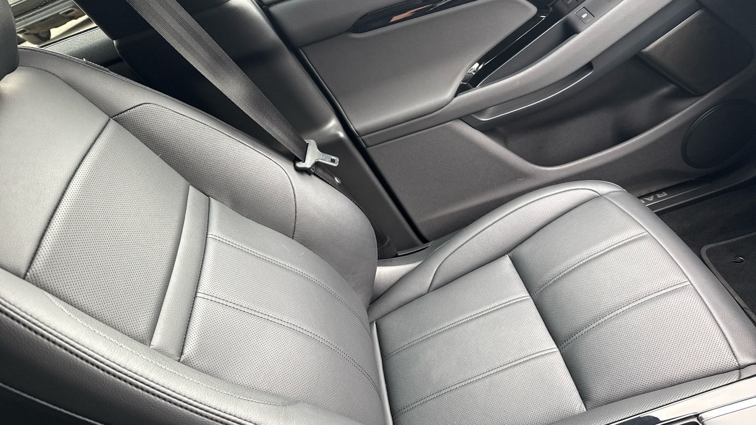 Used Land Rover Range Rover Evoque 2025 for sale - 75931335: Photo 34