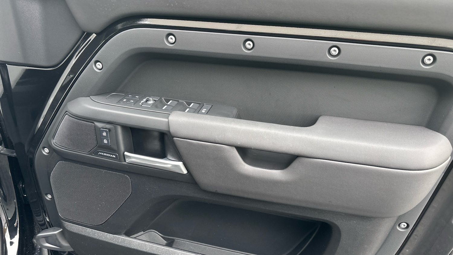 Used Land Rover Defender 2025 for sale - 77262175: Photo 29