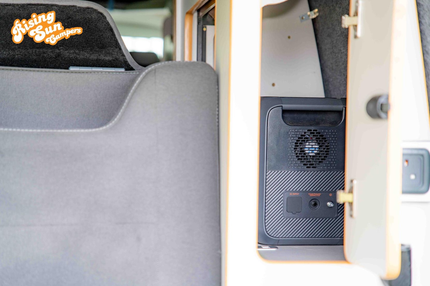 Used Volkswagen Transporter 2015 for sale - 77036957: Photo 65