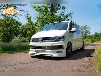 Used Volkswagen Transporter 2018 for sale - 79000899: Photo
