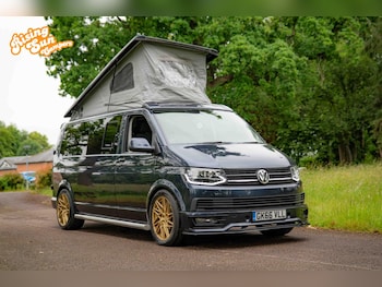 Used Volkswagen Transporter 2016 for sale - 79027000: Photo