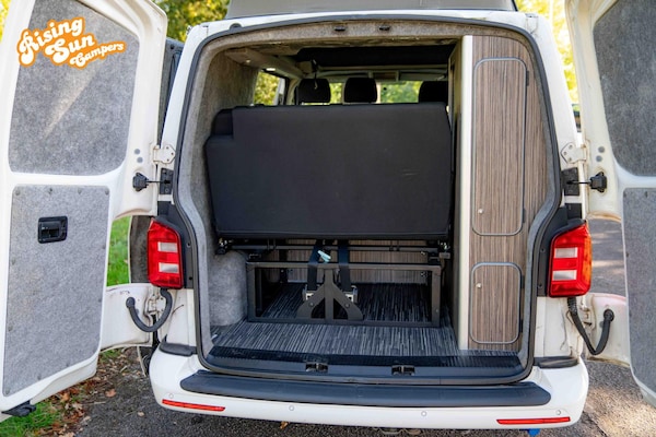 Used Volkswagen Transporter 2015 for sale - 76196979: Photo 9
