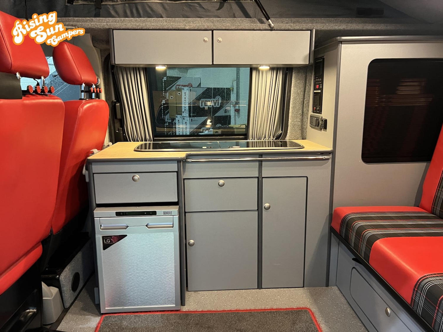 Used Volkswagen Transporter 2015 for sale - 76922263: Photo 17