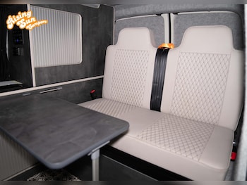 Used Volkswagen Transporter 2019 for sale - 78000530: Photo