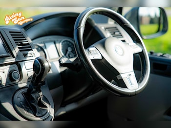 Used Volkswagen Transporter 2012 for sale - 77819153: Photo