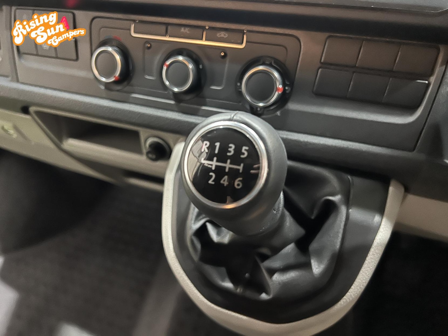 Used Volkswagen Transporter 2017 for sale - 76948939: Photo 23