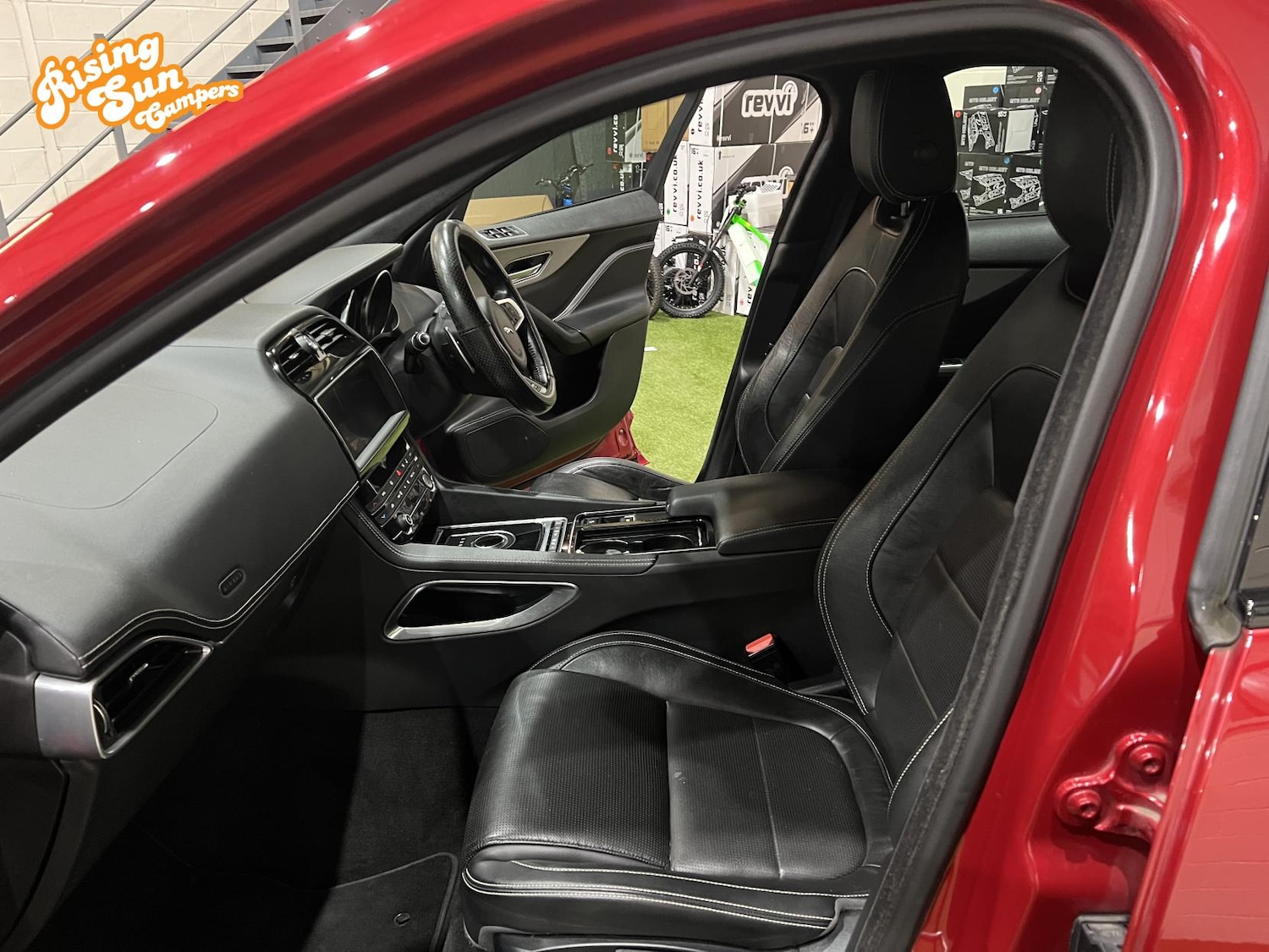 Used Jaguar F-Pace 2019 for sale - 76882169: Photo 10