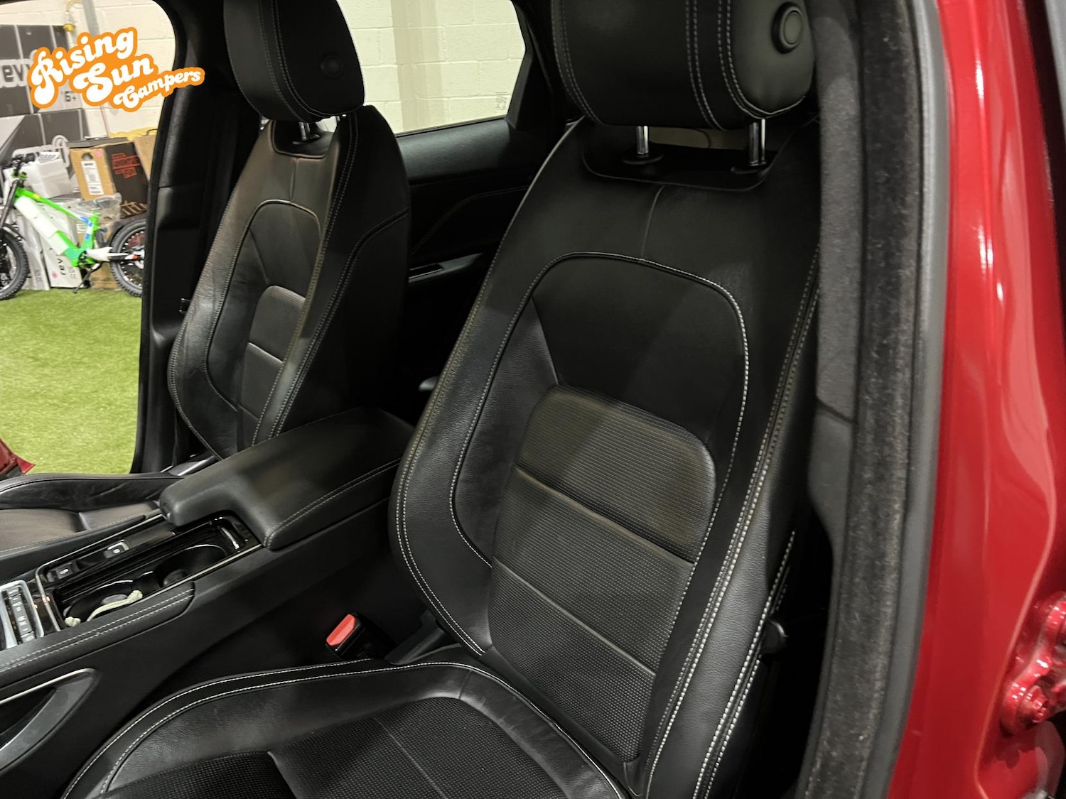 Used Jaguar F-Pace 2019 for sale - 76882169: Photo 11