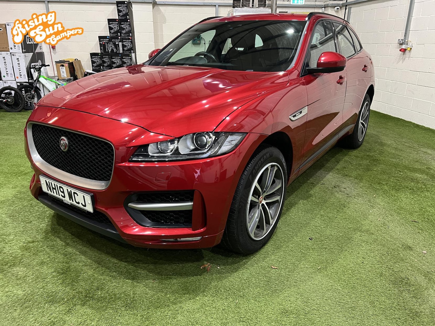 Used Jaguar F-Pace 2019 for sale - 76882169: Photo 7