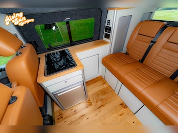 Used Volkswagen Transporter 2012 for sale - 77036943: Photo