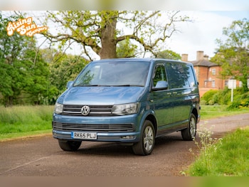 Used Volkswagen Transporter 2015 for sale - 78630473: Photo