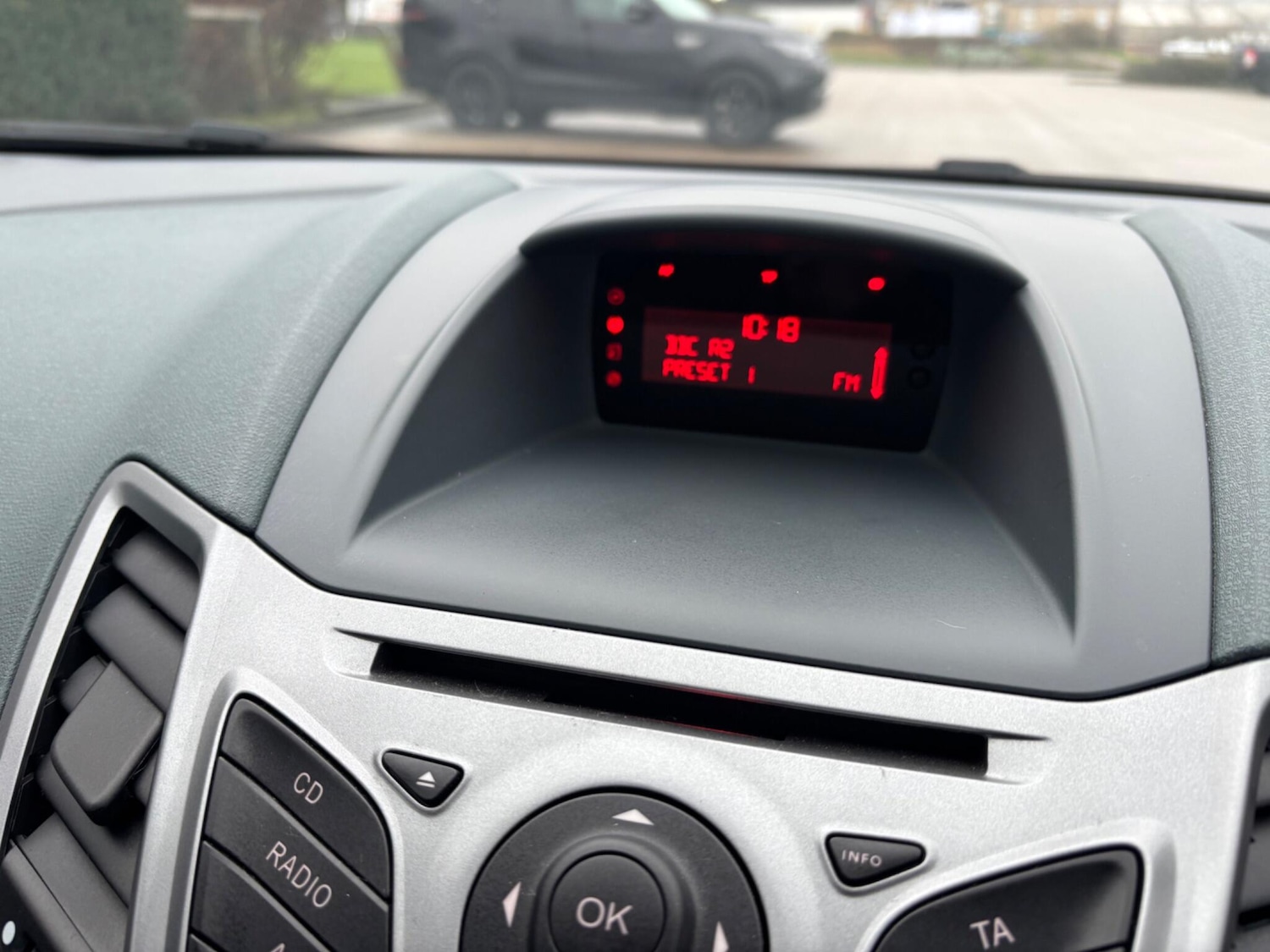 Used Ford Fiesta 2010 for sale - 77425764: Photo 16