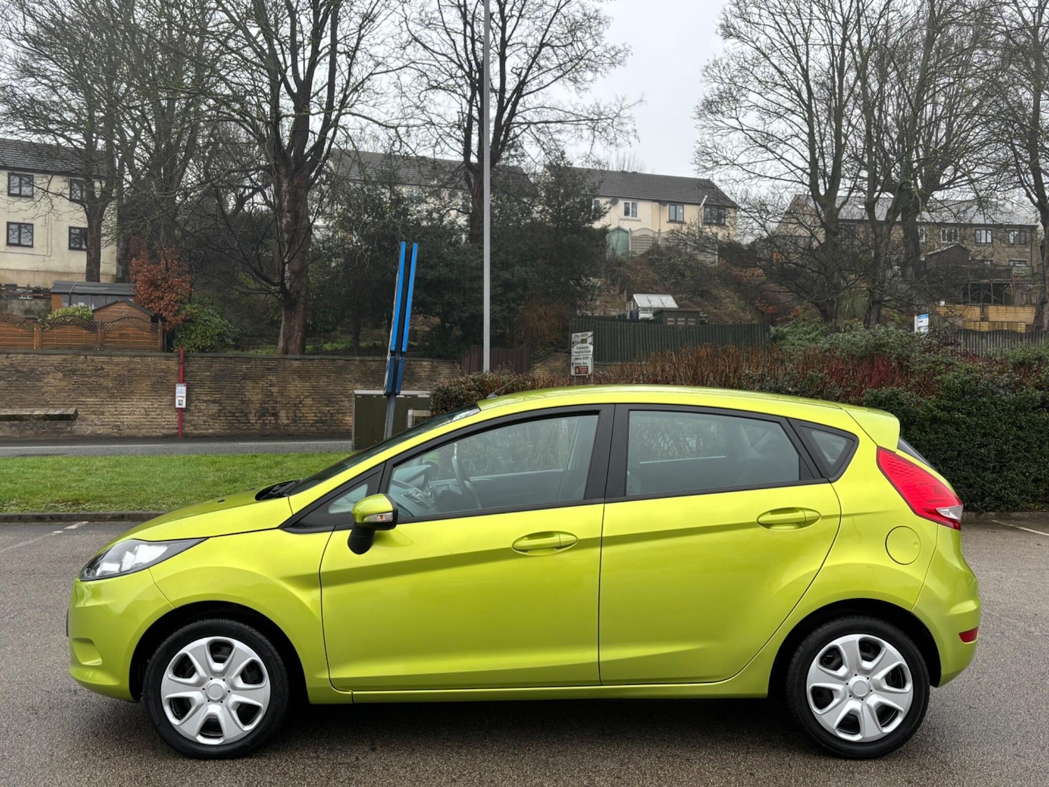 Used Ford Fiesta 2010 for sale - 77425764: Photo 5