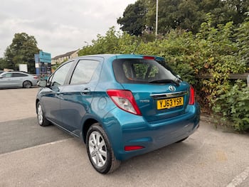Used Toyota Yaris 2013 for sale - 79635168: Photo