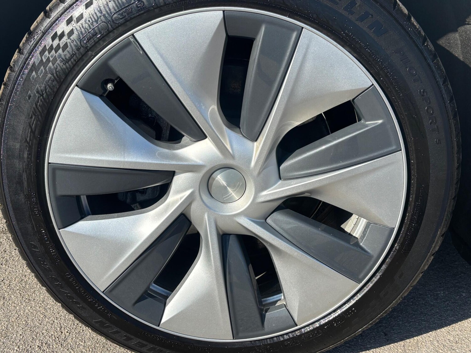 Used Tesla Model Y 2022 for sale - 77659083: Photo 21