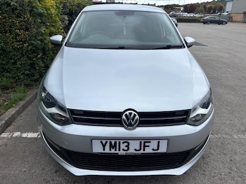 Used Volkswagen Polo 2013 for sale - 76214949: Photo 2