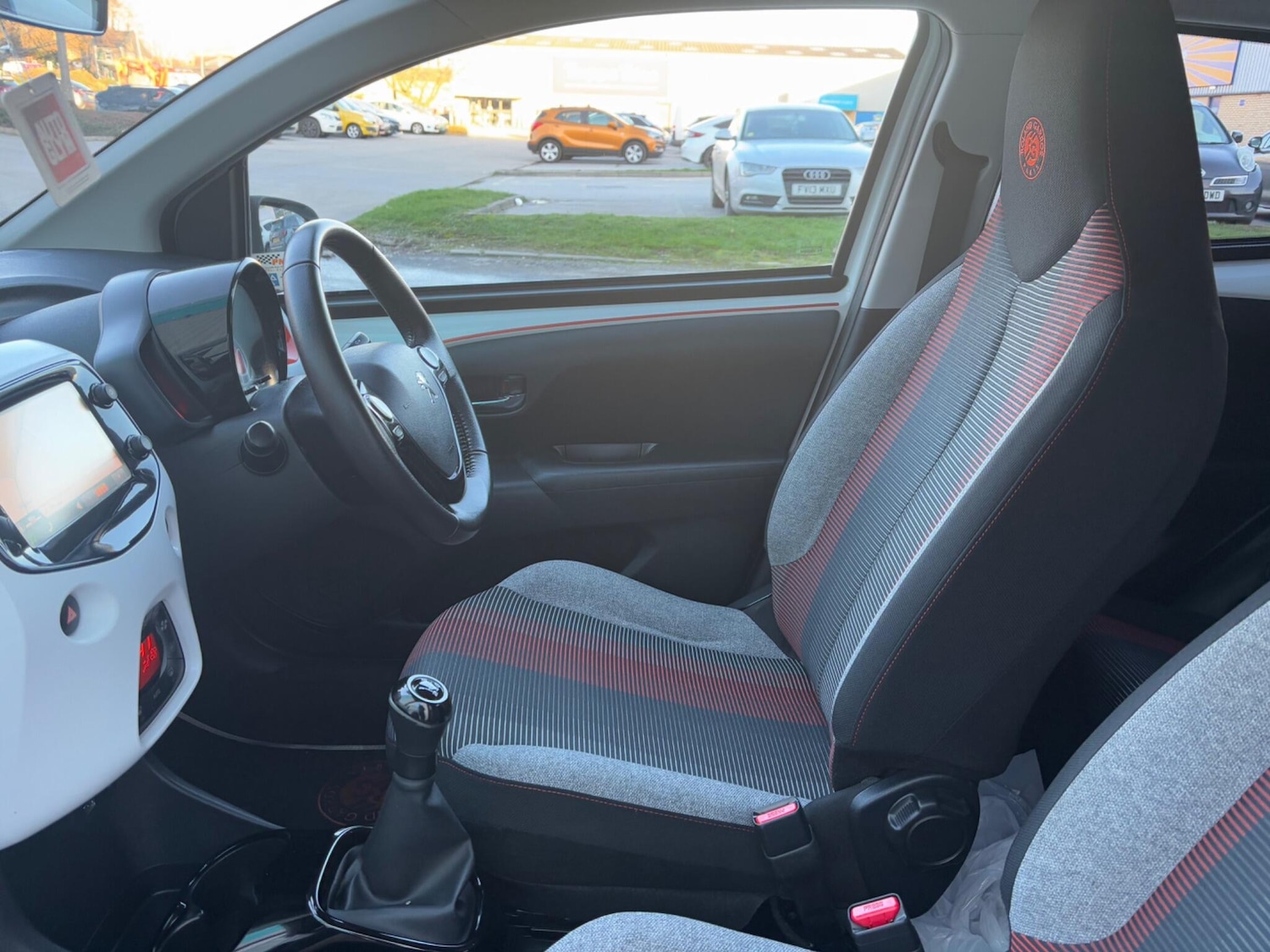 Used Peugeot 108 2017 for sale - 76562083: Photo 28