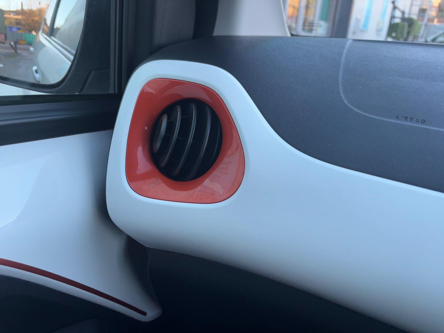 Used Peugeot 108 2017 for sale - 76562083: Photo 30