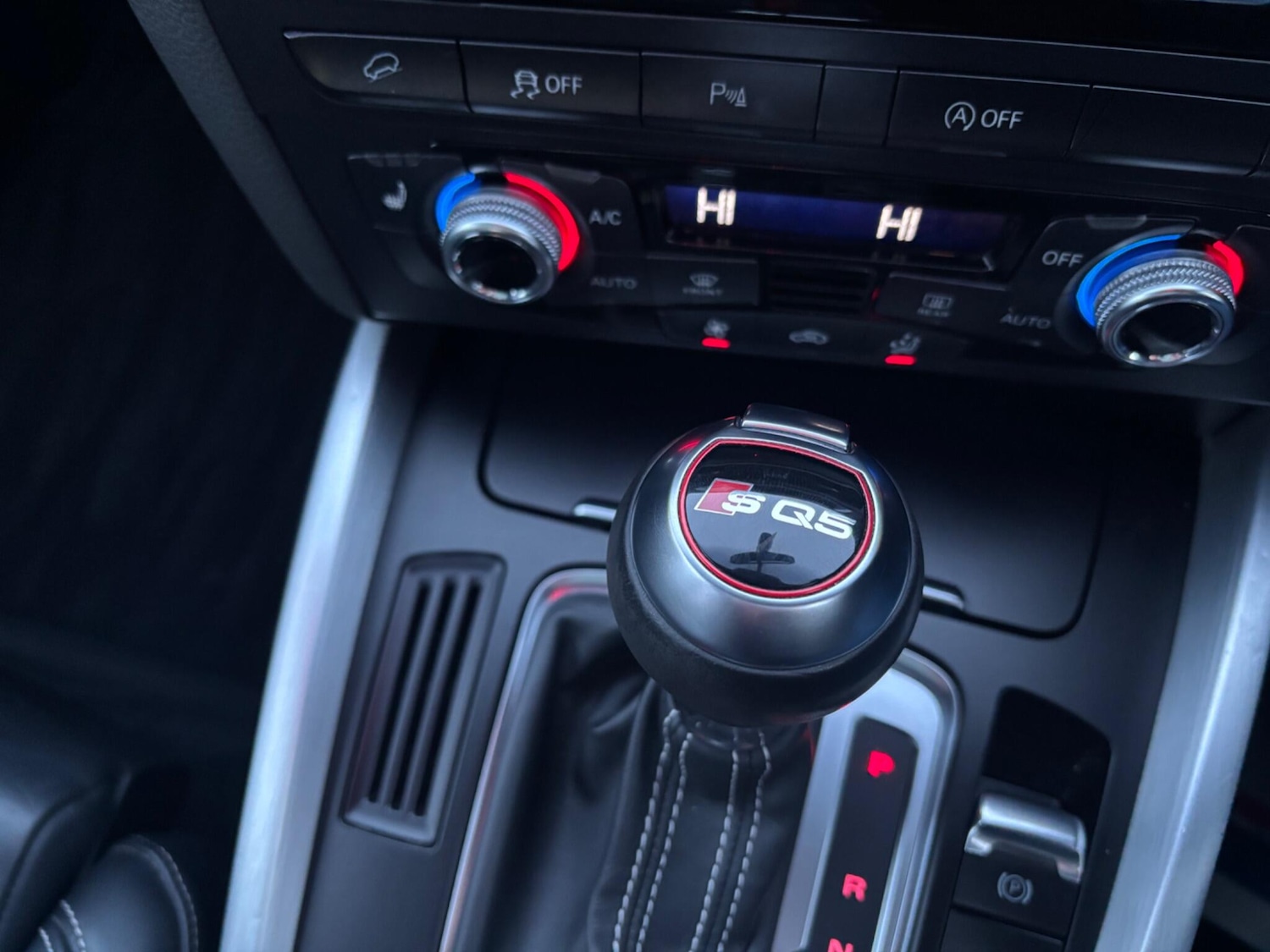 Used Audi Q5 2015 for sale - 76898295: Photo 27