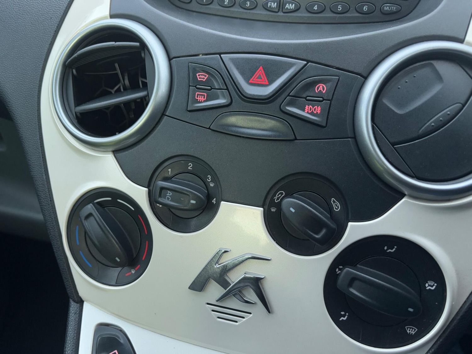 Used Ford Ka 2012 for sale - 76607486: Photo 13