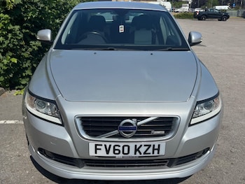 Used Volvo S40 2010 for sale - 79255856: Photo