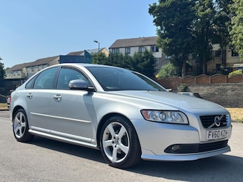 Used Volvo S40 2010 for sale - 79255856: Photo