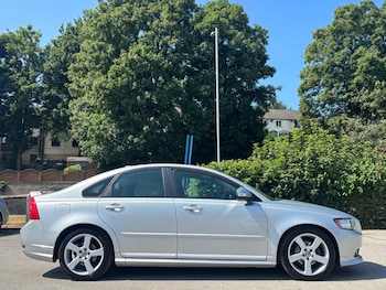 Used Volvo S40 2010 for sale - 79255856: Photo
