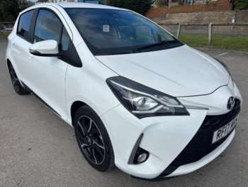 Used Toyota Yaris 2017 for sale - 74311258: Photo