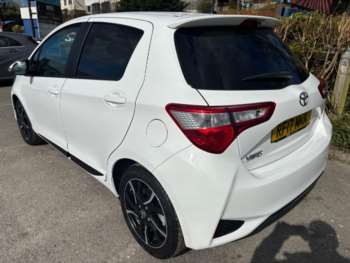 Used Toyota Yaris 2017 for sale - 74311258: Photo