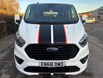 Used Ford Tourneo Custom 2018 for sale - 77131341: Photo