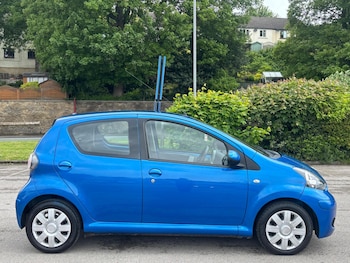 Used Toyota AYGO 2011 for sale - 78784209: Photo