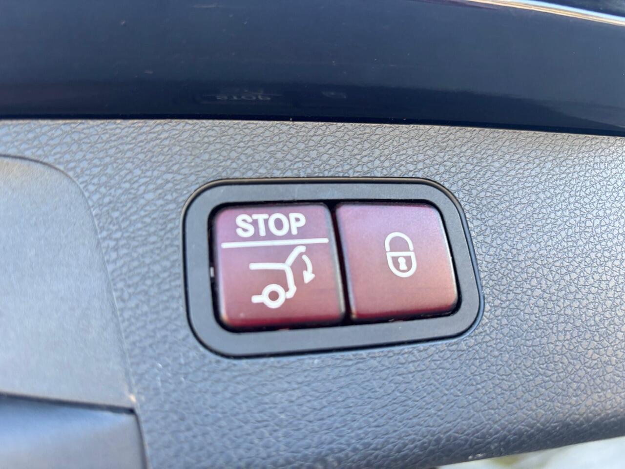 Used Mercedes-Benz E Class 2017 for sale - 77969945: Photo 28