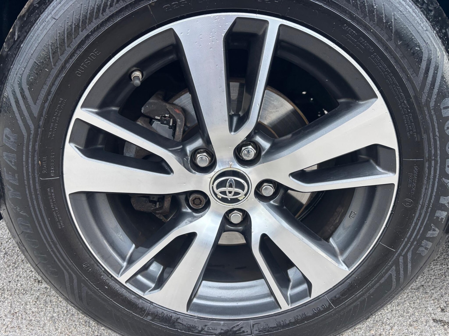 Used Toyota RAV4 2017 for sale - 76700817: Photo 9