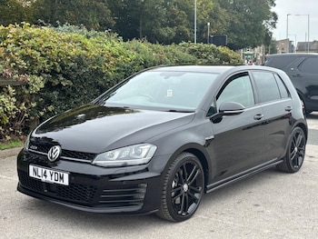 Volkswagen - Golf